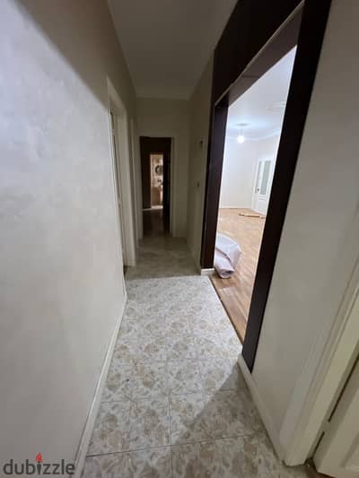 For rent, an administrative apartment 120 square meters, ground floor, next to Tutankhamun, next to Fathallah Mall