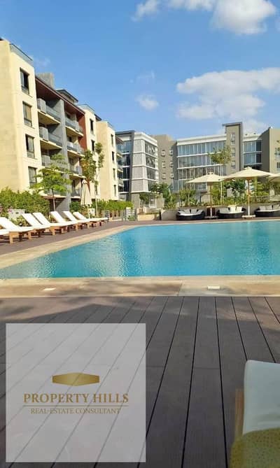 Rent now in a 5-room duplex by the sea next to Mivida, prime location next to AUC in Azad Compound - Fifth Settlement