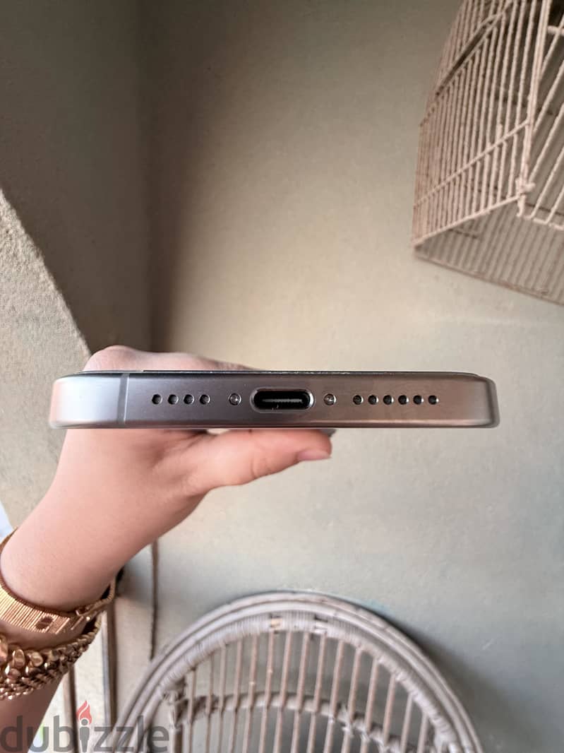 Apple - iPhone 15 Pro Max 2