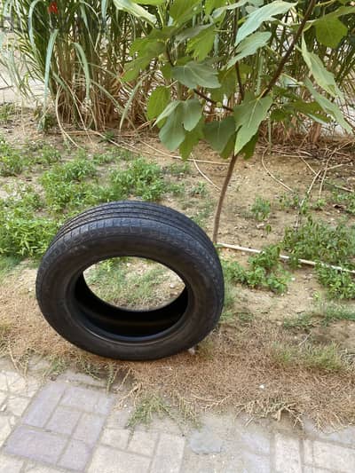 كاوتش سيارةً suv للبيع