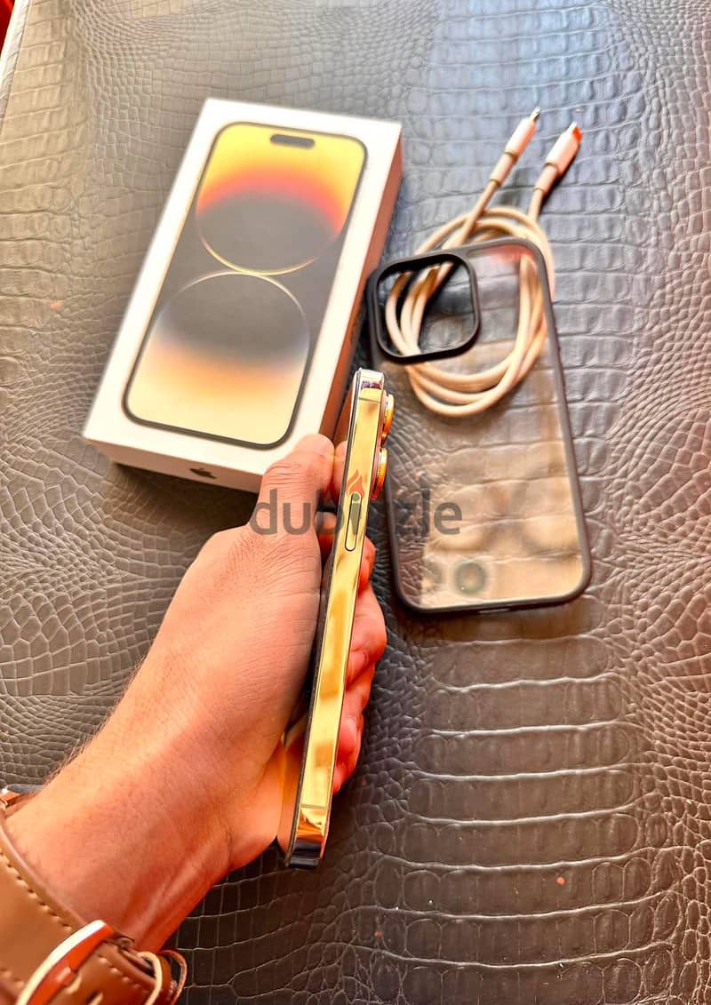 Apple - iPhone 14 Pro 3