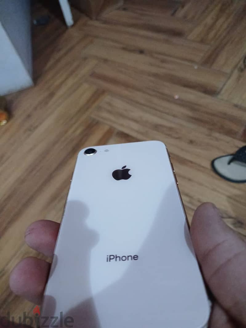 Apple - iPhone 8 4