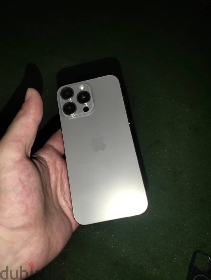 Apple - iPhone 15 Pro Max 1