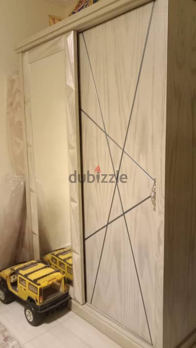 عفش مودرن استخدام بسيط