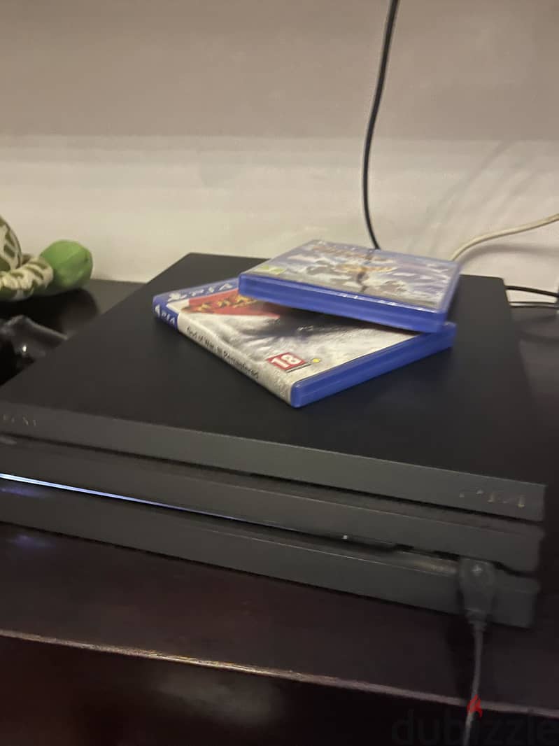 Ps4 pro 5