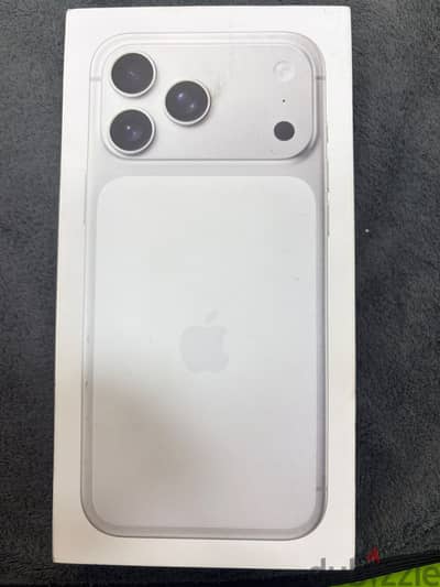 Apple - iPhone 17 Pro Max