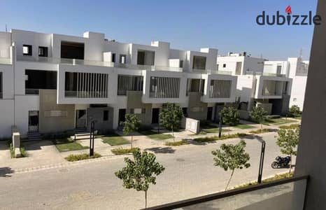 تاون هاوس بموقع مميز في Joulz جولز امام نيو جيزة مباشرة
