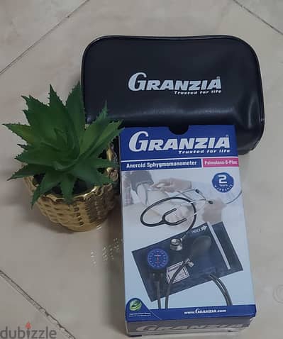 جهاز قياس الضغط بالسماعة Granzia جديد زيرو بالعلبة والجراب