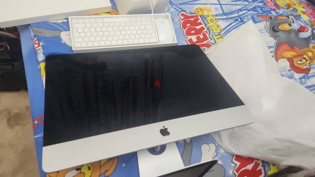 I Mac 21.5 inch 4K 3