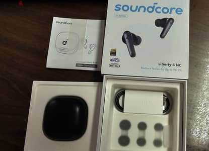 Anker Soundcore Liberty 4 NC - مستعملة بحالة جيدة