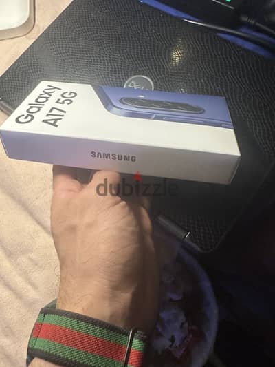 Samsung A17 - 5G - 256GB - 8G RAM