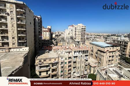 موقع مميز فيو بحر جانبي شقه للبيع الازاريطه