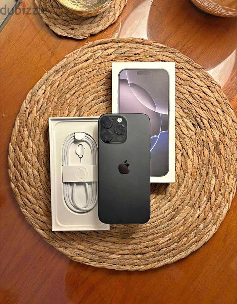 Apple - iPhone 16 Pro Max 1