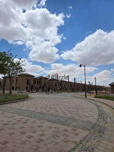 تاون هاوس فيو لاند سكيب للبيع في كمبوند فليدج ويست استلام قرريب في الشيخ زايد القديمة