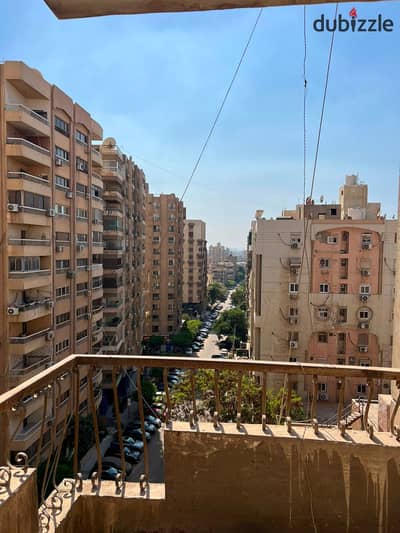 شقة لقطه للبيع في أرض الجولف – شارع أسماء فهمي الرئيسي | 130م مسجلة شهر عقاري