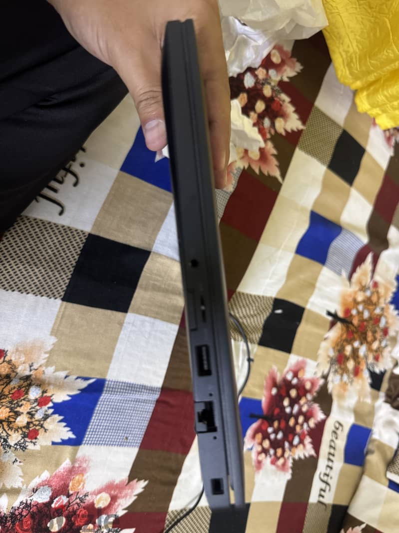 Lap Dell Latitude 7480 3