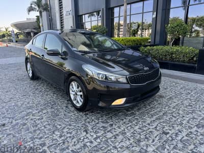 Kia Cerato 2017 اعلى فءه فتحه سقف