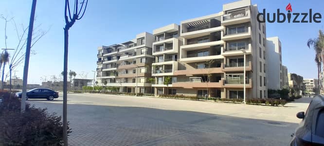 شقة مميزة بمساحة ٢١٤ متر بجاردن  للبيع في بالم هيلز، القاهرة الجديدة، بإطلالة مفتوحة وبسعر مميز .