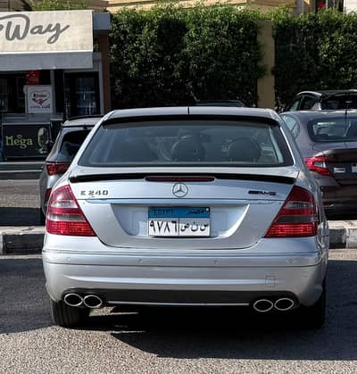 Mercedes E240 AMG