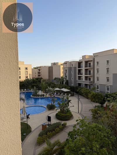 Furnished apartment for rent, fully equipped with appliances and air conditioning, with hotel-style furnishings, overlooking the swimming pools and la