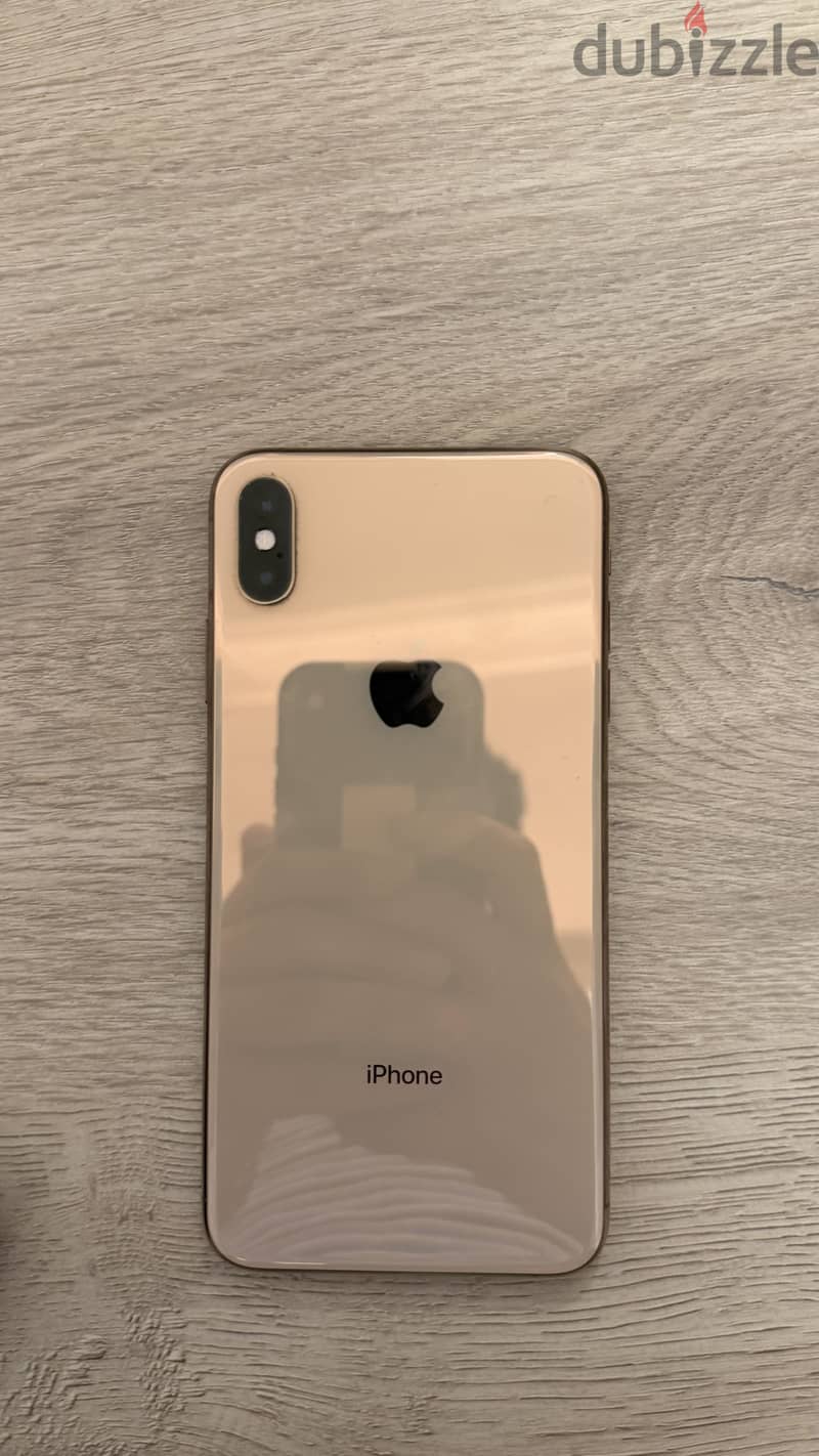 Apple - iPhone XS Max 1