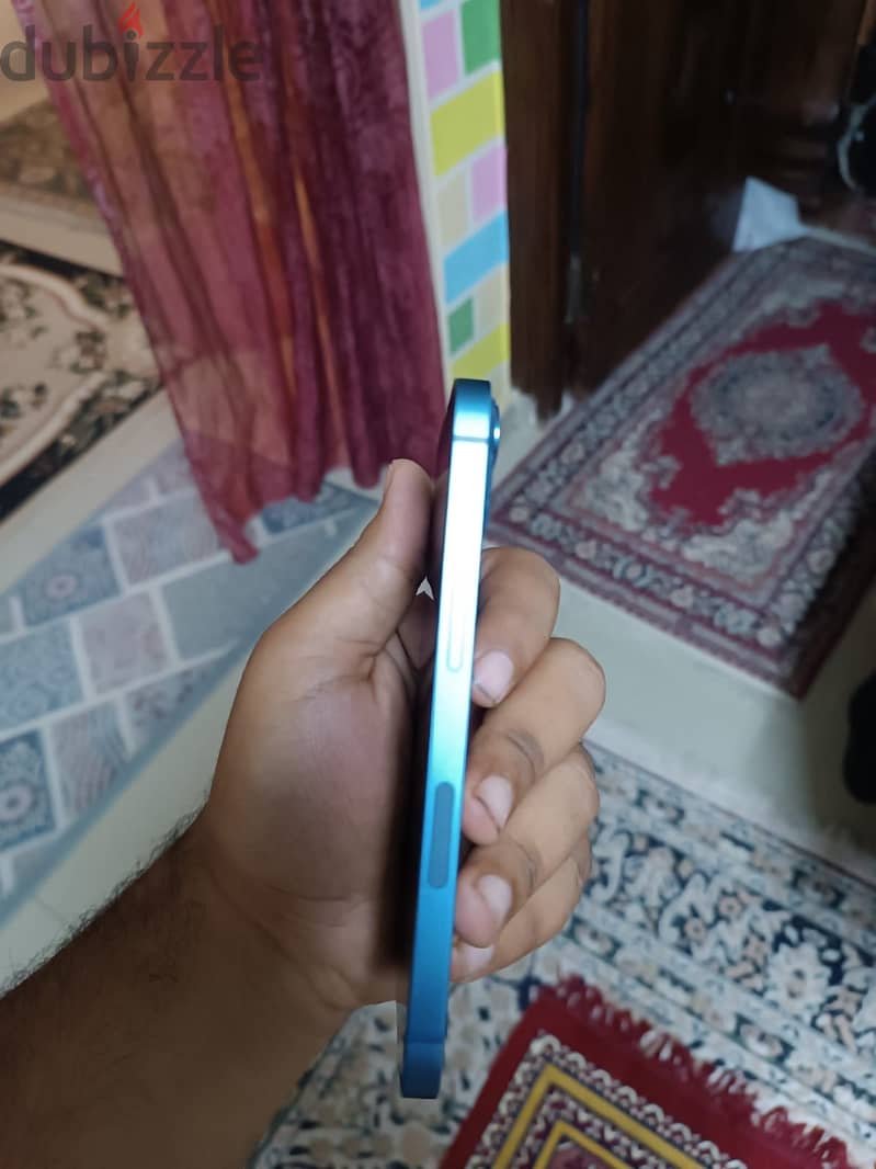 Apple - iPhone 13 4