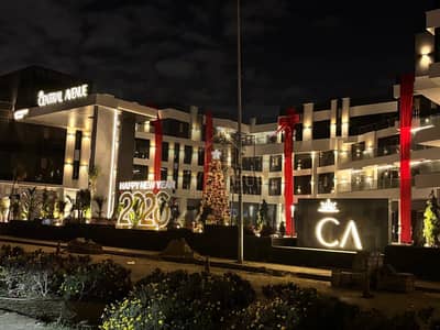 عيادة للبيع في Central Avenue – مباني | تشطيب كامل | إطلالة مباشرة على البلازا | أمام Americana Plaza وPark St