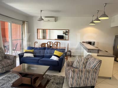 Ground Chalet for sale overlooking the golf Marassi