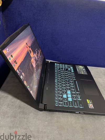 Laptop Msi Bravo Gaming