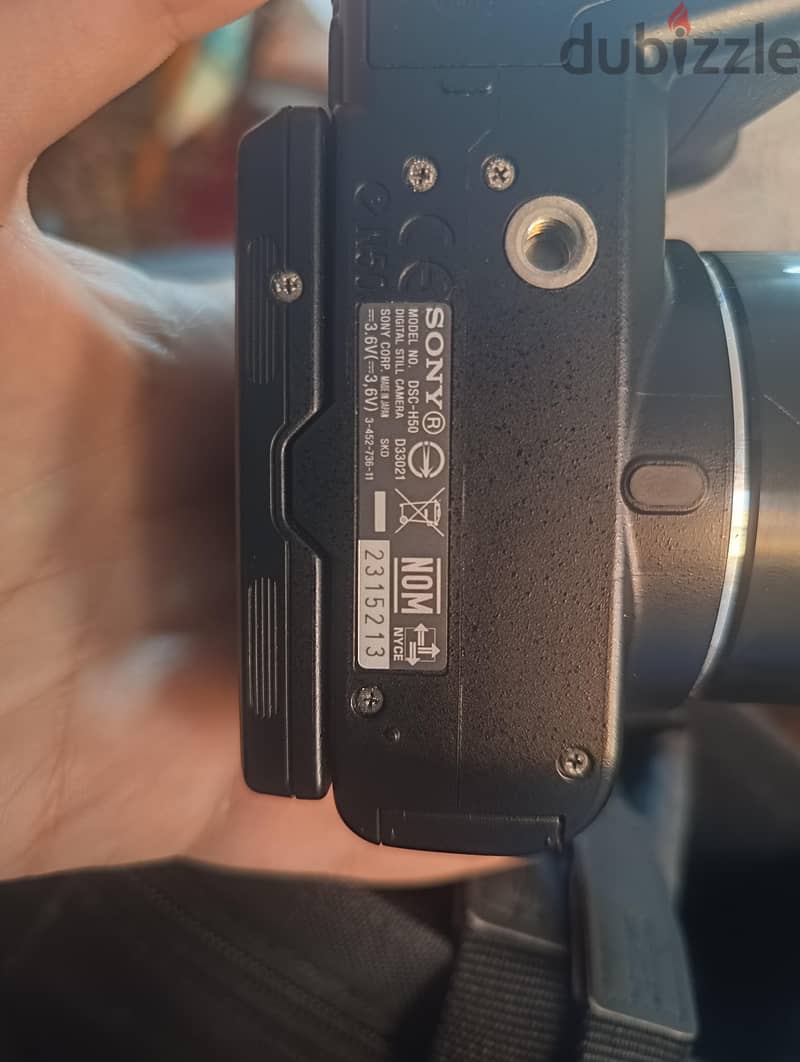 Sony Cyber-shot DSC-H50 1