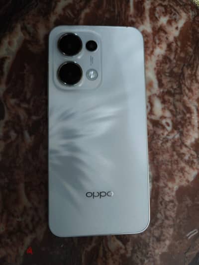 OPPO Reno13