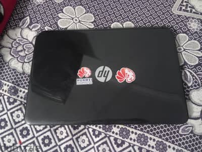 hp للبيع بحاله ممتازه شاشه ١٥. ٦. جيل رابع
