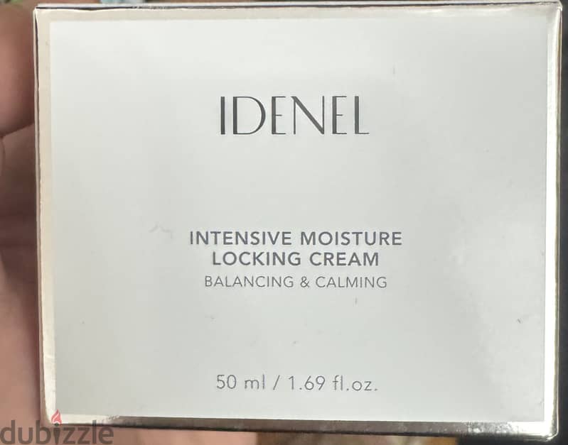 IDENEL moisture locking cream (moisturizer) 3
