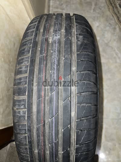 Car tire