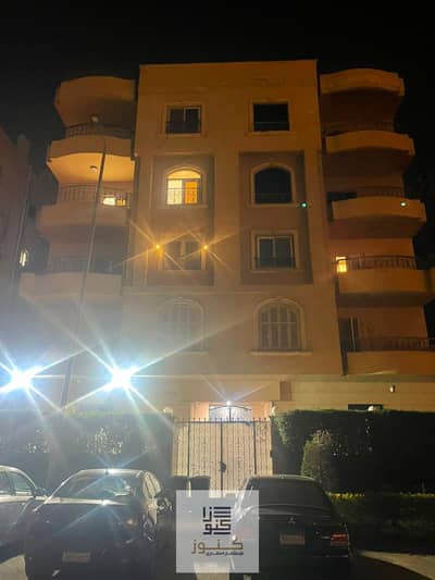 For sale: a 240 sqm apartment, immediate delivery, ultra-super lux finish, open view in Al-Narjis, with a unique location in the heart of the Fifth Settlement, steps from all services and Al-Tas'een Street.