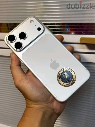 Apple - iPhone 17 Pro Max