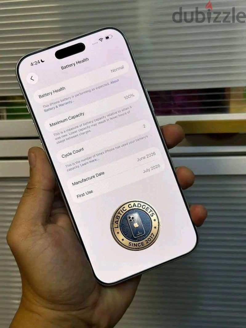 Apple - iPhone 17 Pro Max 1