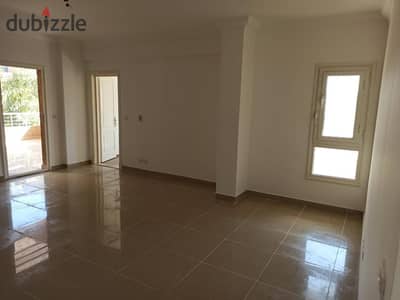 Apartment for rent in Madinaty 245 meters super lux finishing in the most upscale and beautiful place in Madinaty B8 required 35 thousand viewings available