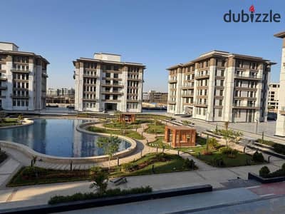 شقه للبيع في التجمع الخامس كمبوند مايان Mayan new cairo امام الرحاب بجوار كريك تاون والمطار دقائق من (AUC)  بخصم 35% استلم فوري بتشطيب الترا سوبر لوكس