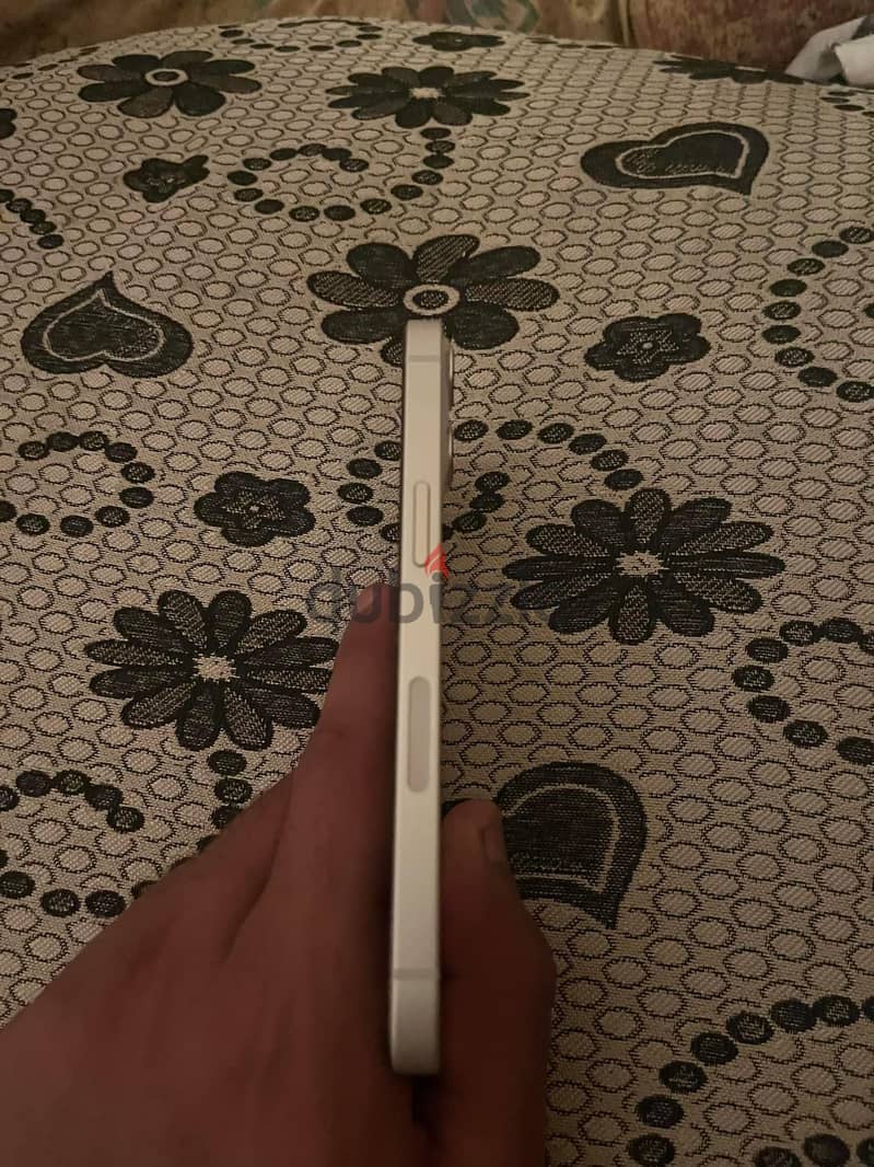Apple - iPhone 13 1