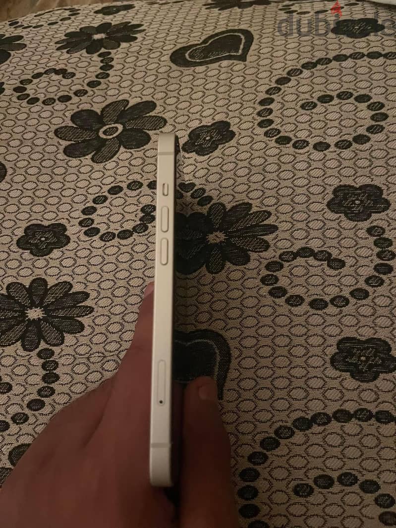 Apple - iPhone 13 4