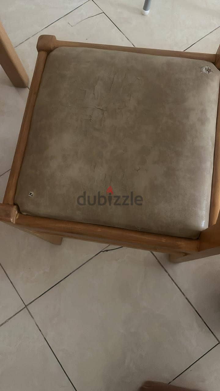 Dining table with 4 seats 1