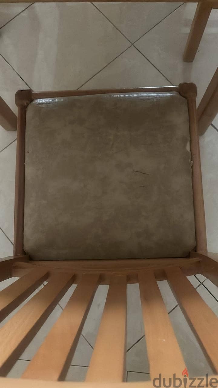 Dining table with 4 seats 3