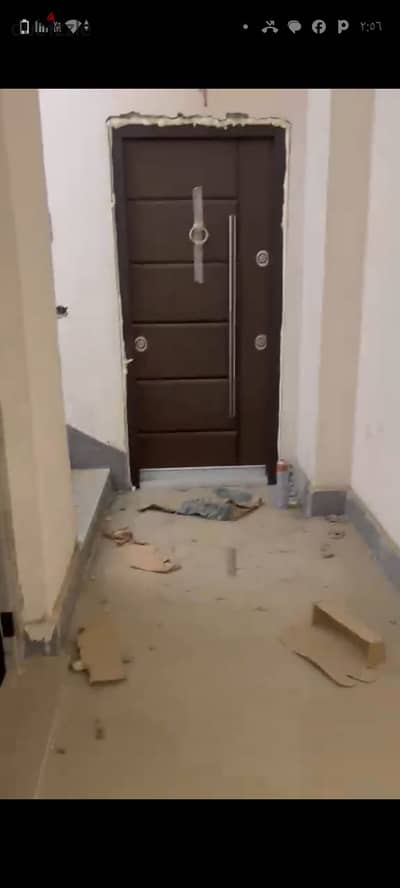Apartment for sale in the eighth district, Fifth Settlement, 150 sqm, third floor on a corner, close to Mohamed Ben Zayed Axis, service areas, and main axes in the region.