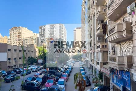 شقة للبيع 235 م سموحة (ش مصطفي كامل - عمارة براند)