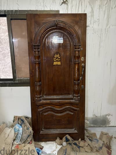 باب خشب للبيع عرض ٨٩ في طول ٢٠٥