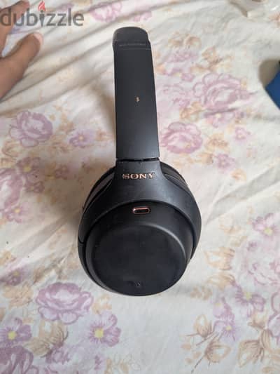 Sony WH-1000XM4 سماعة سوني لقطططة
