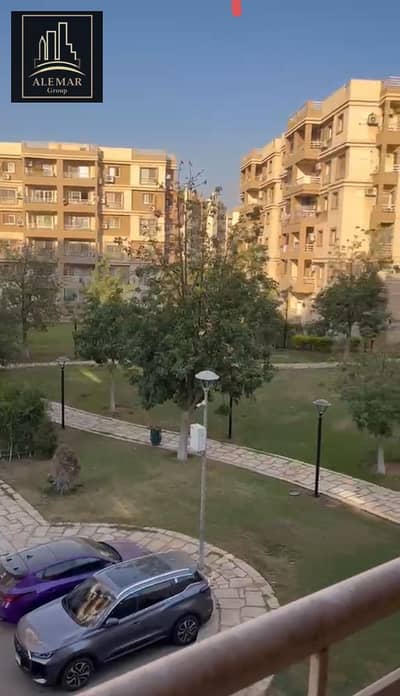 For sale, an apartment in Madinaty 89, Garden view B6 next to services