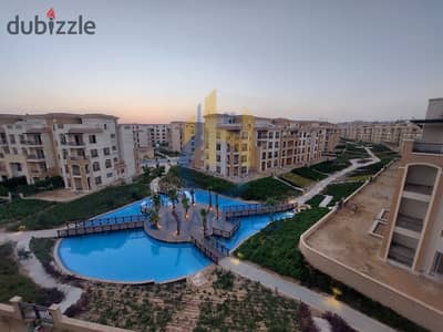 Penthouse for sale in Stone Residence Compound - View of garden and lake