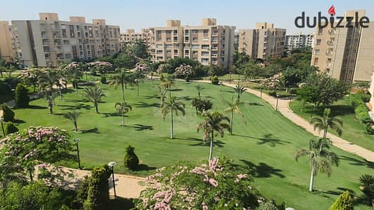 للايجار ٢٠٠ متر فى b11 مدينتى ڤيو وايد جاردن